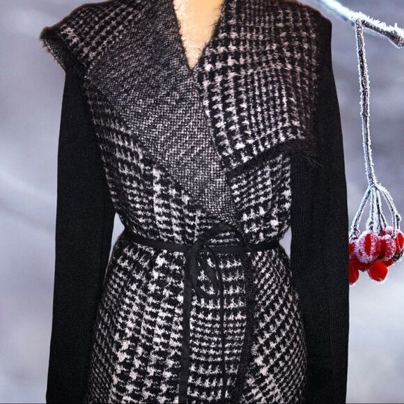 Ana couture sweater jacket - Picture 3 of 9